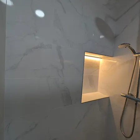 Base Ebi3369 Apartamento *