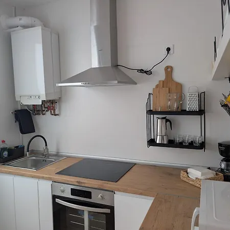 Apartman Base Ebi3369 *