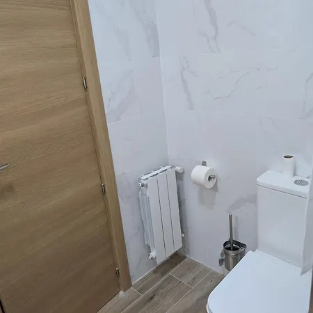 Apartman Base Ebi3369 *